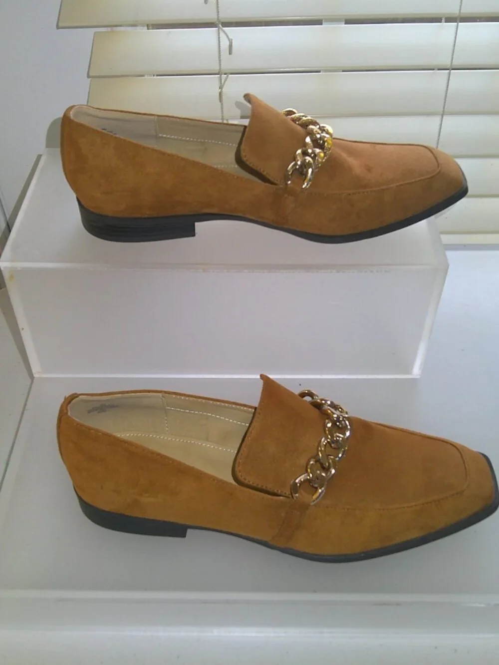 Nine West Oriah 2 Loafers 9M Cognac Suede Gold Chain Square Toe Chic